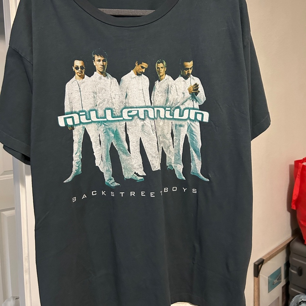 NWT Backstreet Boys daydreamer